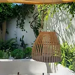 아파트 Yades House Paros *