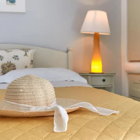 Yades House Paros Naoussa